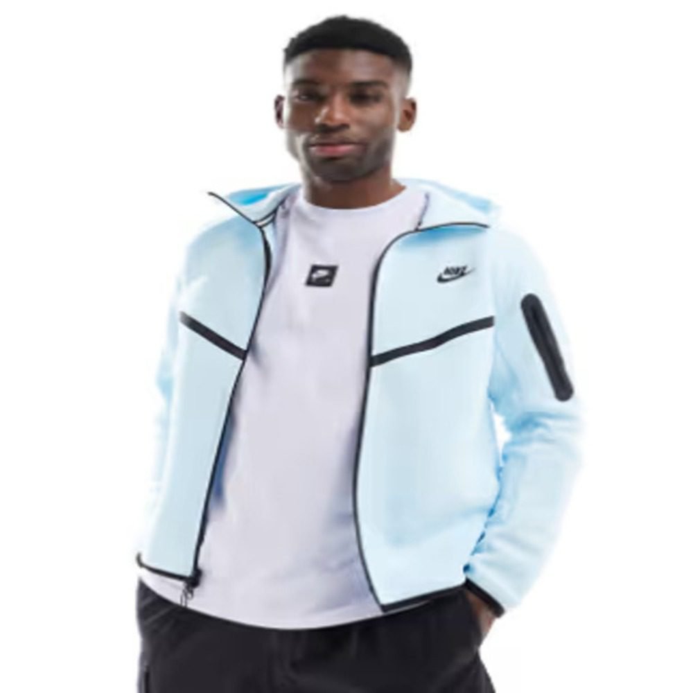 Martin Lawrence Access Daily 2025 Blue Tech Fleece Hoodie: Modern Comfort Meets Celebrity Street Style