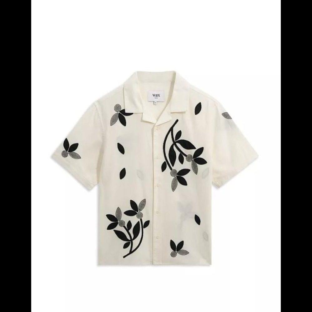 Scott Evans Access Hollywood 2025 White & Black Floral Shirt